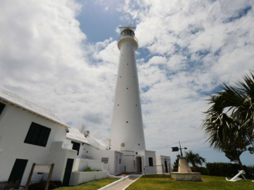 Gibbs Hill Lighthouse - Royal Gazette